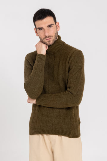 MAGLIA A COLLO ALTO A COSTE LARGHE 