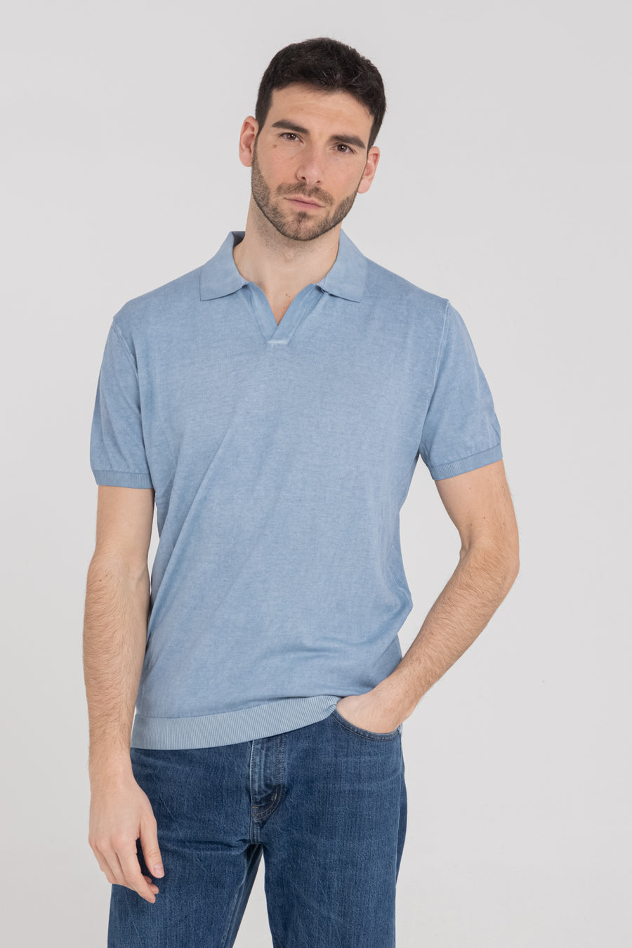 NATURAL DYED BUTTONLESS POLO